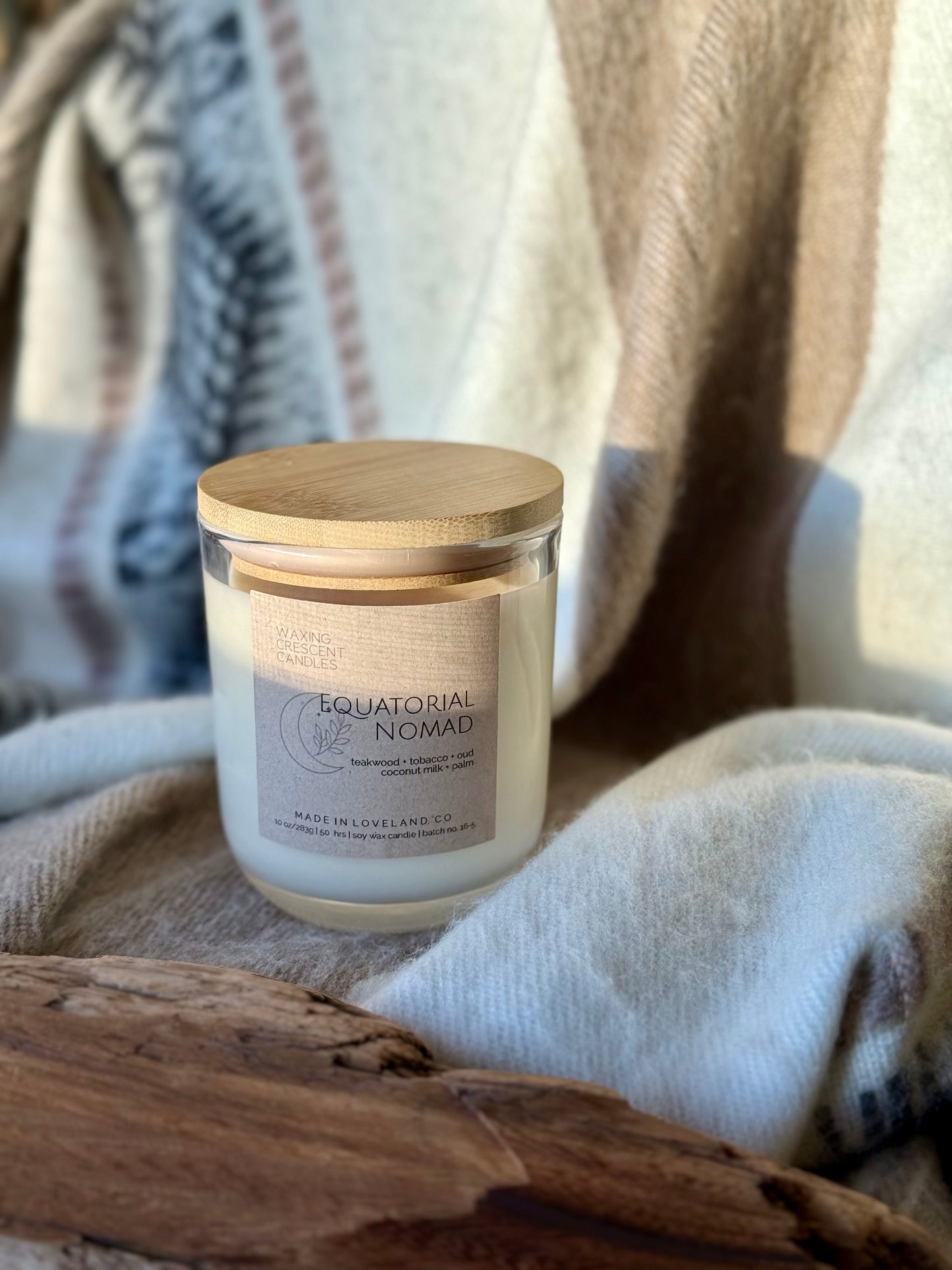 Equatorial Nomad (teakwood + tobacco + smoked oud + coconut milk + palm + patchouli)